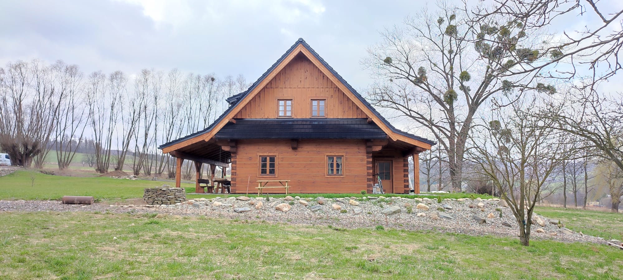 Výstavba Roubenka Zátor